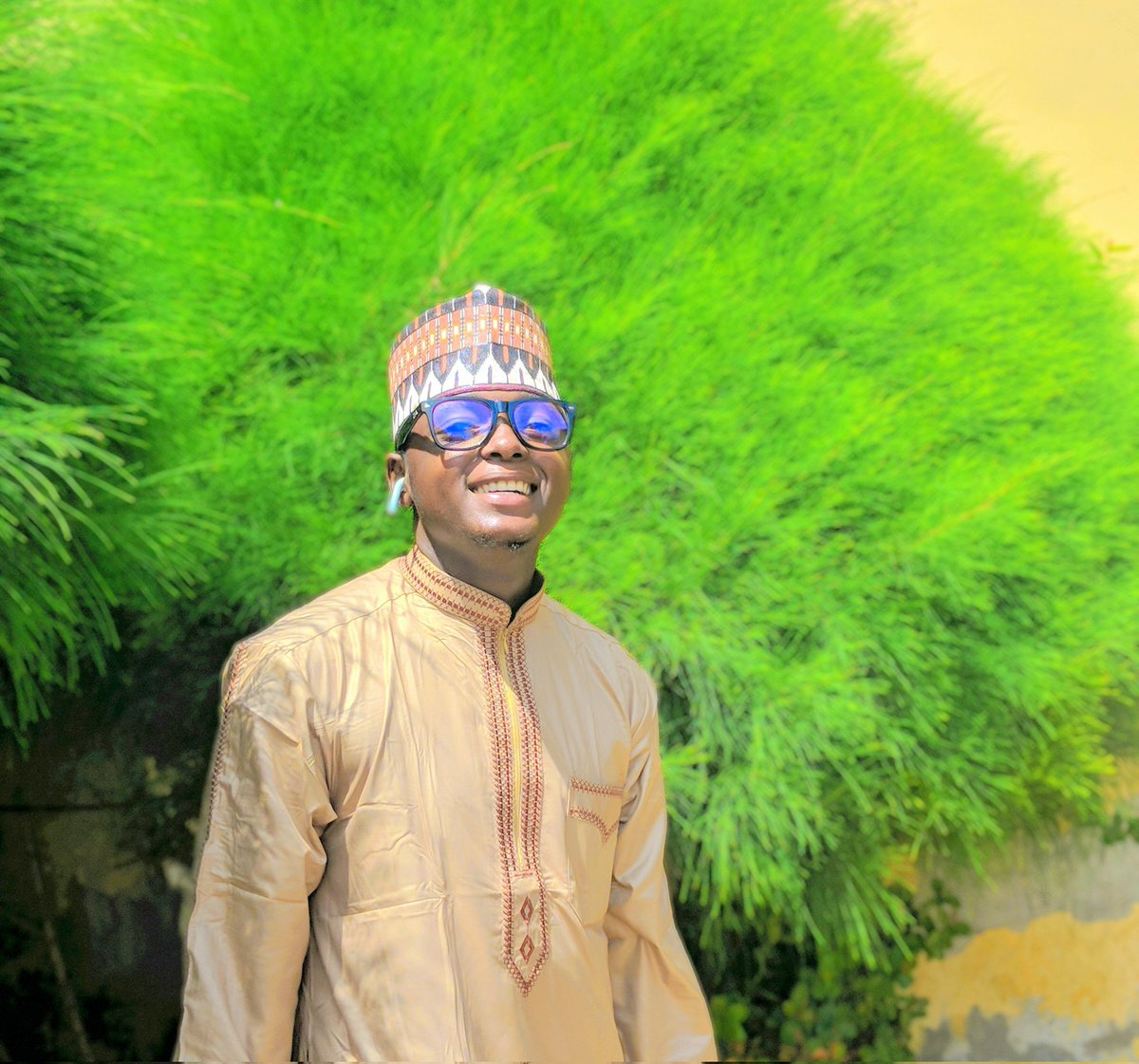 foreignG_001's tweet photo. Alhmdllh it's another blessing day
Everyone reading this may Almighty forgive all his sins and replace it with good deeds
#_Good morning twitter 😄😄 https://t.co/cTtuQRYtS6