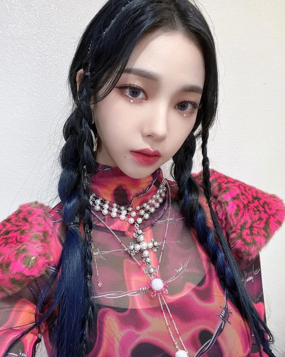 lia and karina wearing <a href="/ohtnyc/">OHTNYC</a>’s necklace