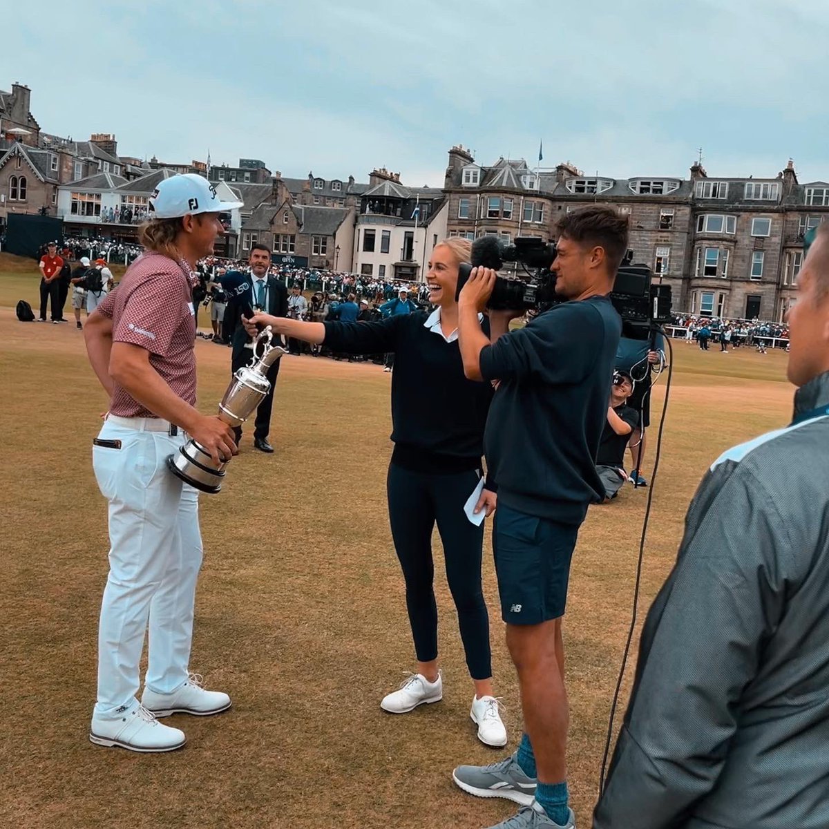 Iona Stephen tweet media