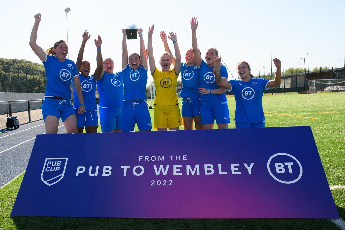 TNTSportsTrade's tweet photo. 🏆 It's the #PubCup semi-finals at @mancity this weekend 

1⃣6⃣ Teams are playing for a place at Wembley 🏟️ 

👉 Here's the story so far... https://t.co/Y97i1mqlw5 https://t.co/5SrBjzRCLM