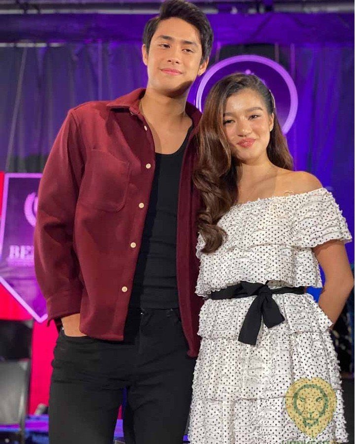 DONATORSPH's tweet photo. Hello, DonBelle! 🖤❤️ @donnypangilinan @bellemariano02 

📸 Lion Heart TV’s IG Post
🔗 https://t.co/A0OCpBnDxL

#DonnyPangilinan | Donny Pangilinan https://t.co/Eql5f3TKFR