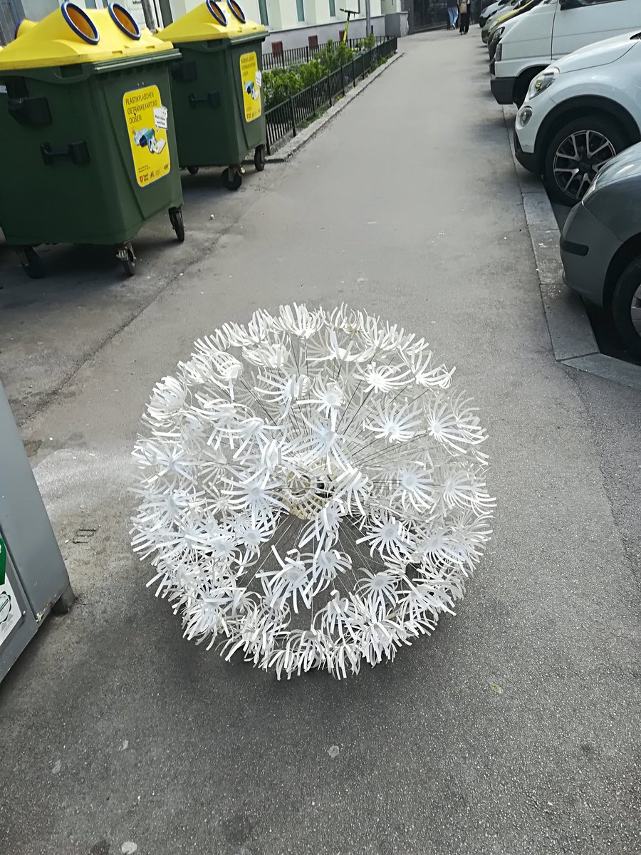 werthfrei's tweet photo. Tumbleweed Vienna Edition #wienliebe https://t.co/PdurY8wOay