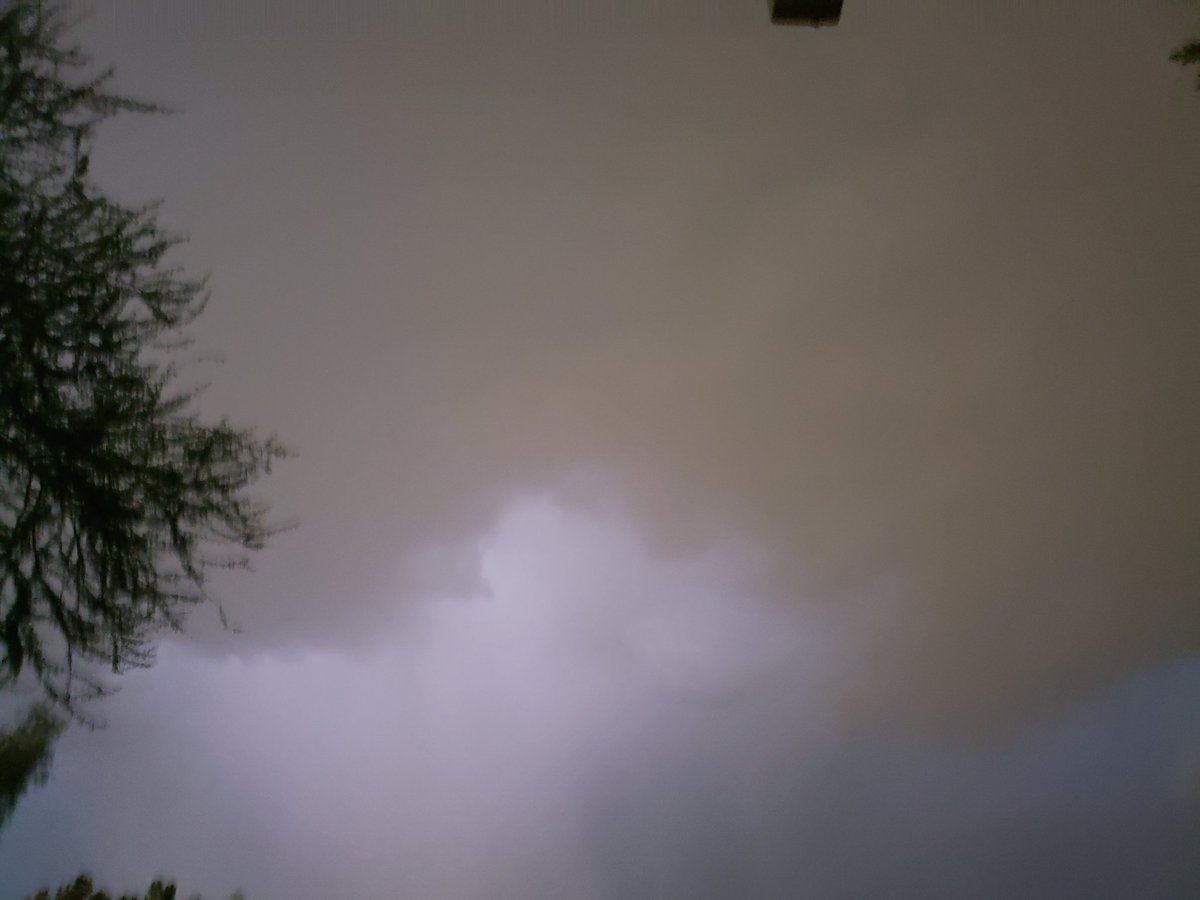 AmyBudafullDis1's tweet photo. Ok#4 NeedS 2B clicked oN cuz that the 1st π· πΈ just not as eye-catching π the #sky did this #weirdsky 3 barely slide byπ #weirdstorms
π #adhdtwitter #ADHD can help me understand #cannabiscommunity this hasπΏhad me π―πΏππΏπ― #MultiverseOfMadness https://t.co/LJ6EfaKaes