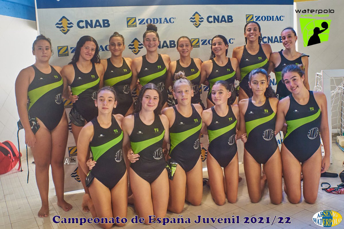 CWMalaga's tweet photo. Orgullosos de nuestros equipos en el Campeonato de España juvenil, con un sexto puesto en el cuadro masculino y grandes momentos en femenino, a seguir aprendiendo @RFEN_Oficial https://t.co/ZgeuVZ1fCX