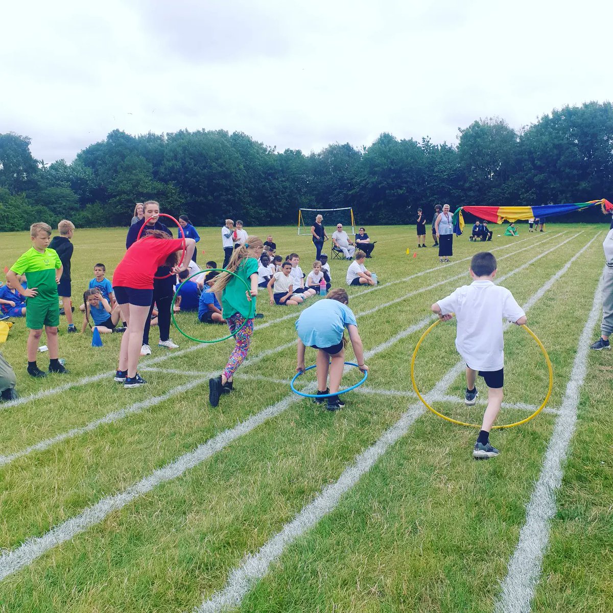 alied13's tweet photo. SPORTS DAY 💙

Last sports day in primary school.

Well done Darcey finishing 1st and 2nd in her races today 💙

#sportsday #winner https://t.co/4e3CHxN23j