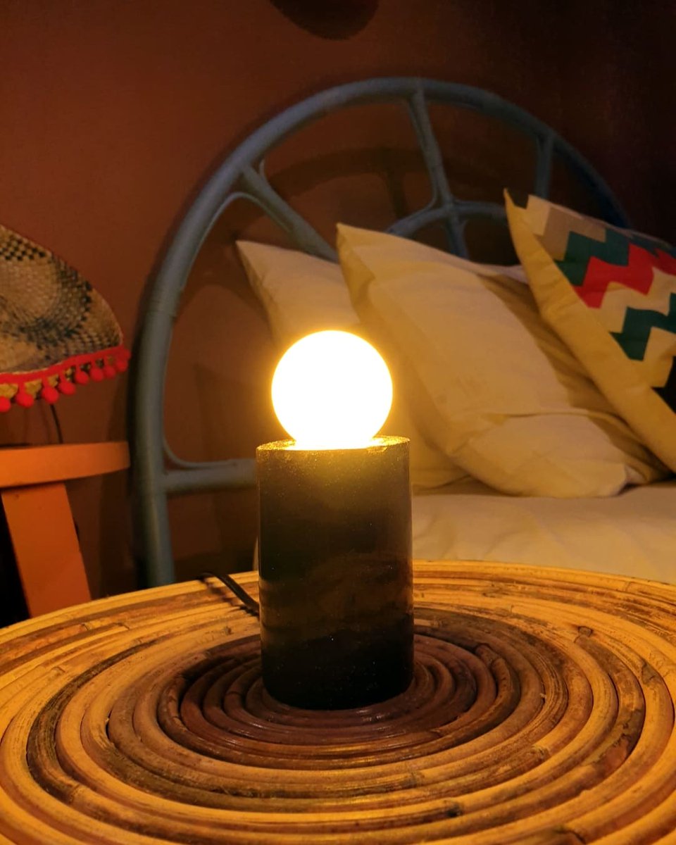 calendulacraft's tweet photo. Semangat Senin carfty people~~ today is another good day hopefully
.
In frame : Moon Lamp
.
#dekorasirumah #dekorasikamar #desklamp #smallbussiness #sleeplamp #homedecorjogja #hadiahcustom #homedecor #lamputidur #lampuunik #lampuresin #lampucustom #resinlamp  #customlamp https://t.co/Yue1oTw2kU