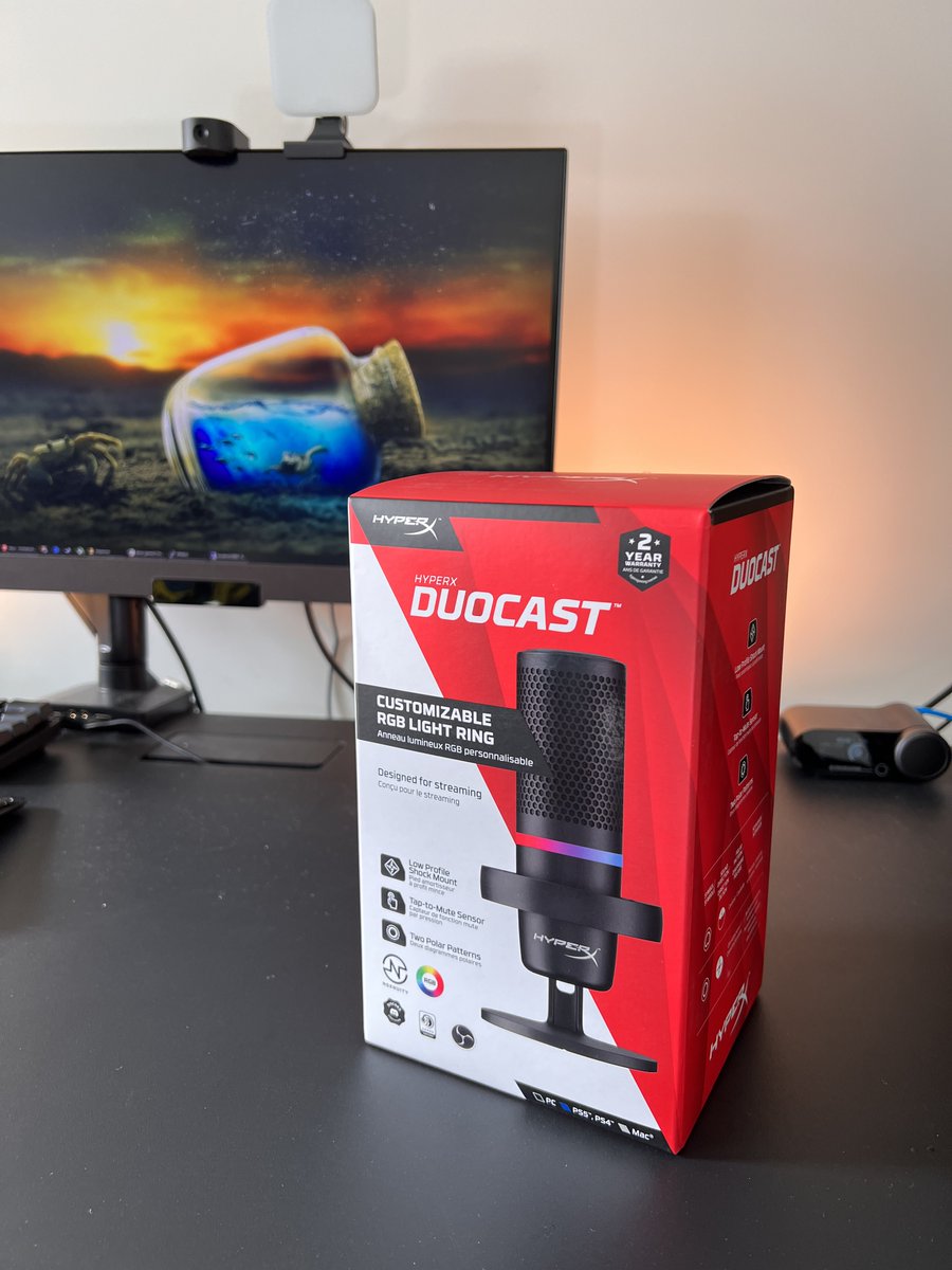 michaelaulia's tweet photo. HyperX DuoCast launches today! Hi-res 24bit/96kHz audio with MSRP of just AU$159
#toReview #hyperx #microphone #streaming @HyperXAnz https://t.co/806hLVJGFl