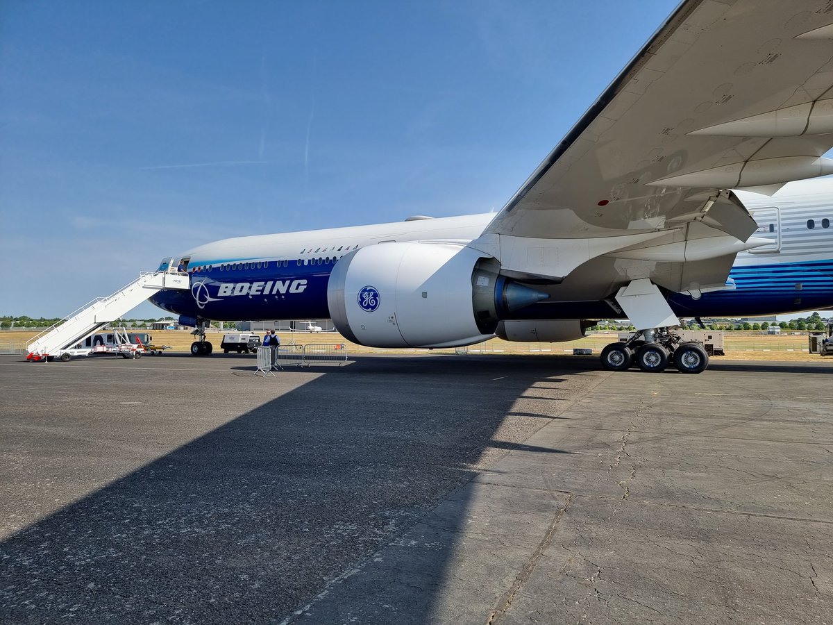 FlightIntl's tweet photo. The Boeing 777-9 test aircraft at Farnborough Airshow 2022. #FIA2022 #avgeek https://t.co/XmqFxlRCoO