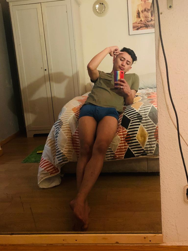 marcelito18_'s tweet photo. #BuenosDiasATodos #Madrid #gay #Espana #photohot #LunesDeGanarSeguidores #MundoDeportes #FelizLunes #guyswithphones #iPhone https://t.co/aSrJtyEPt8