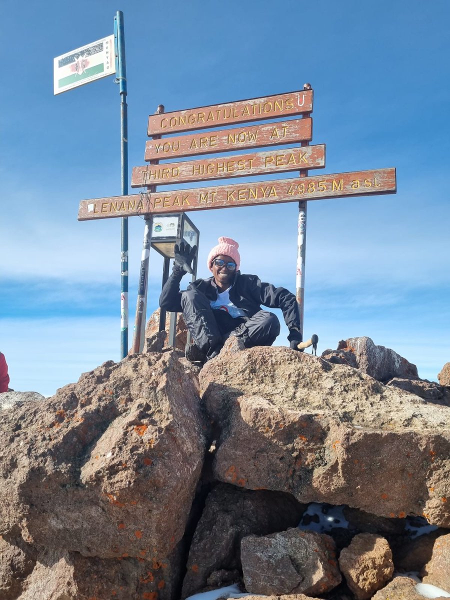 The mountains give us time to take a moment to be in awe of the natural beauty of the world. Escaping the rush of life and altering your perspective.  Hence positive impact on your mental wellbeing
@UnescoEast
@yptcampaign
@KenyaSRHR
@ MountKenyaUni
@uonbi
#O3Plus
#heights4health