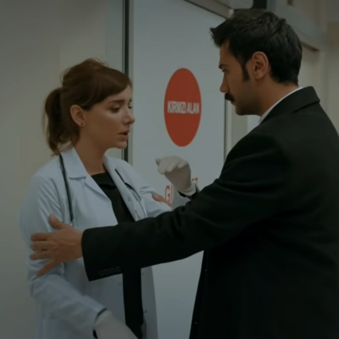 55esoo's tweet photo. Ship ve shipper gerçekten tam shipperdı 😅😅 #elfat #isimsizler https://t.co/OPArhM2jye