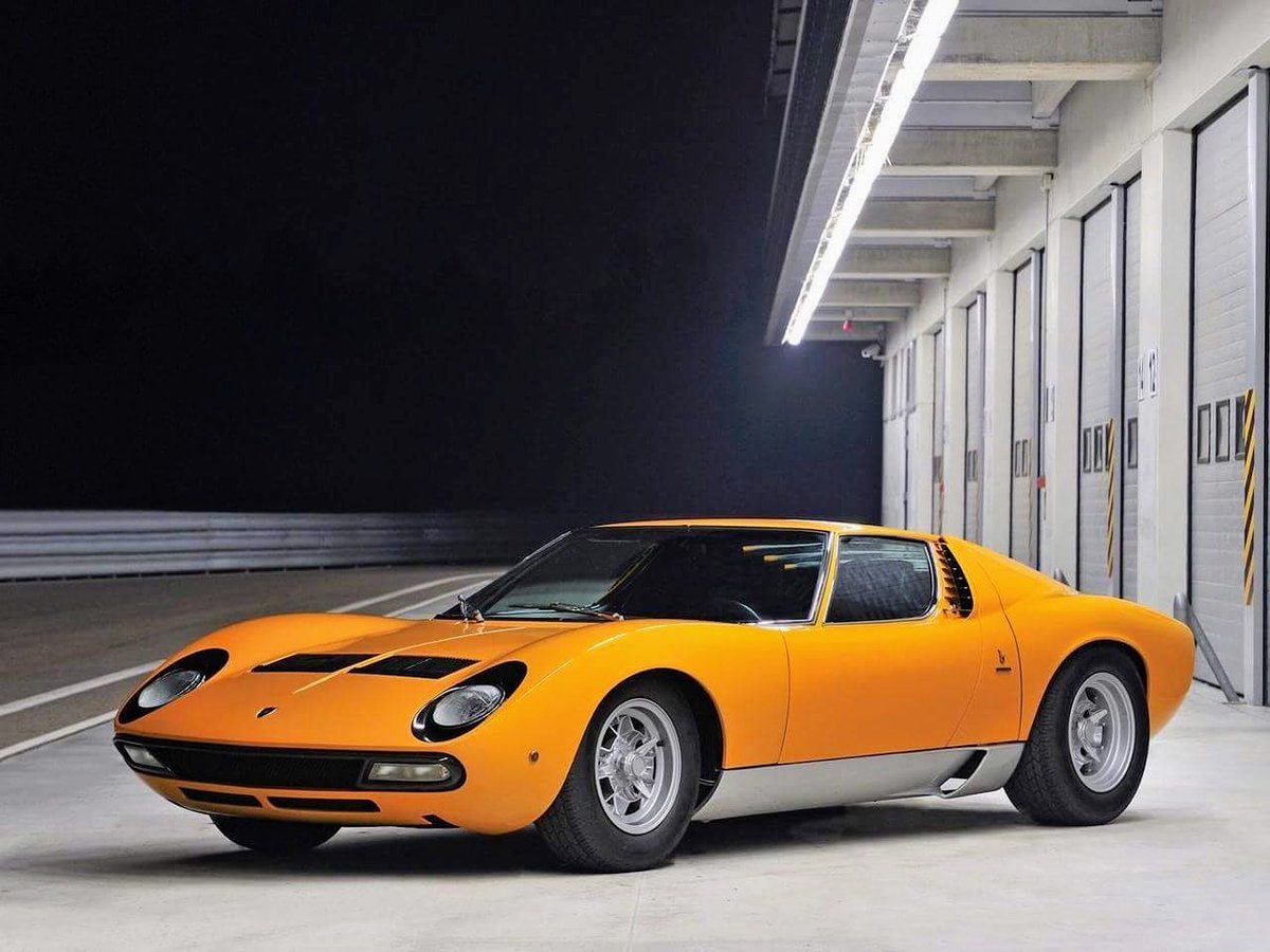 Lamborghini Miura