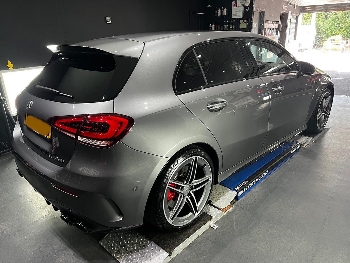 SystemClenz's tweet photo. Mercedes A45S
New Car Protection Detail
Gtechniq Crystal Serum Light &amp; EXOV4

Do you have a new car on the way? Get in touch.

#newcar #mercedes #mercedesa45s #gtechniq #gtechniqaccredited #westonsupermare #systemclenz #22plate #72plate #bristol #northsomerset https://t.co/TaF71tcCAP