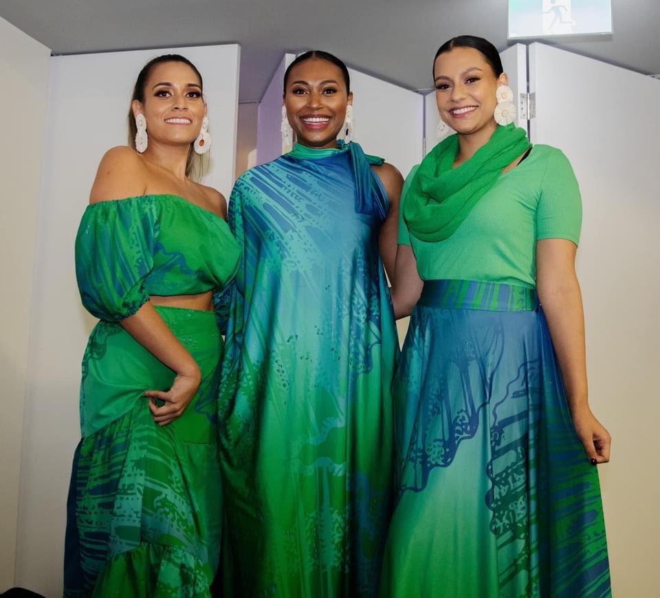 samsonleefiji's tweet photo. #CivaCollection debuted at our #NasokoSydney show #TeamFiji #Fijifashion #PacificFashion #MadeInFiji #CivaPrint https://t.co/AXUjG9cIeC