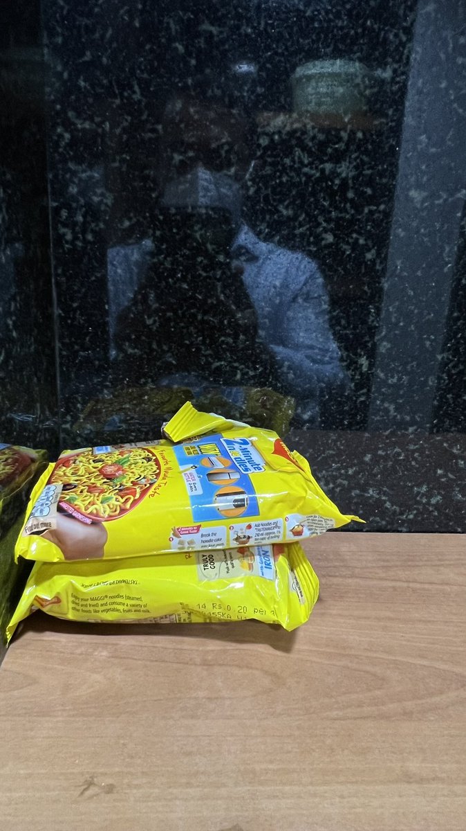 baxirahul's tweet photo. In the hospital today 

Me: “Your morning glucose was 423 mg%, any reason you can think of?” 

Pt: “Sir I was hungry at 2:30 am, so I had Maggi. Can Maggi cause this?” 

“Yes- it has refined flour (मैदा), palm oil, sugars, preservatives and more.” 

#Diabetes https://t.co/ygu1kbxMbW