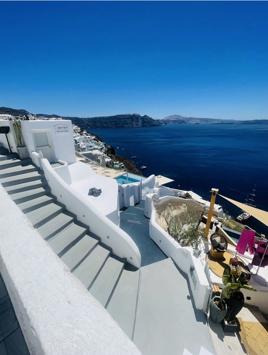 Beautiful Oia by day. Energy so high it’s lifting vibrations like rocket fuel.
