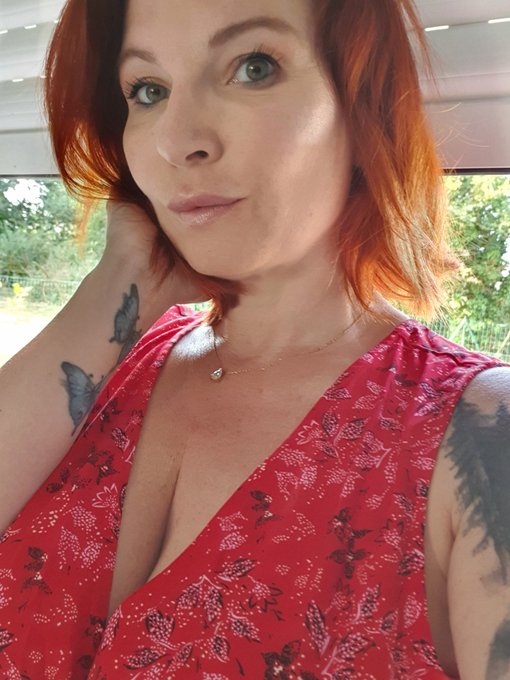 Merci pour cette jolie combinaison ! Jadore https://t.co/FCmGWi0AiZ