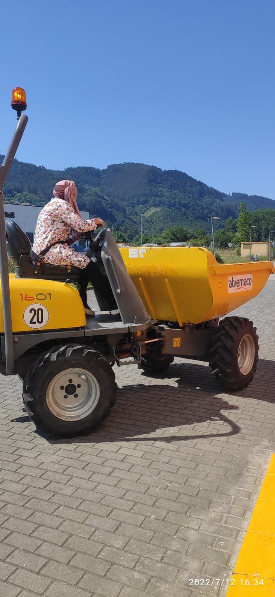 ConTuEmpleo's tweet photo. 📷Curso Presencial de #Dumper #Grado  #piome #empleoasturias 
🟩¿Te interesa participar? 👾
Contactar con nosotros : formacion@facc.info https://t.co/4ZAMVoM7tw