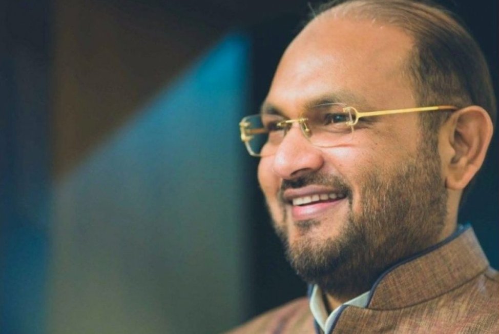 ZeeOdisha's tweet image. ସେହି ଅନୁସାରେ ମୁଁ ସ୍ଵାଧୀନ ହୋଇ ଭୋଟ ଦେଇଛି। ଯଦି ଦଳ ବିରୋଧୀ କାମ କହି ଦଳ ମୋ ବିରୋଧରେ କିଛି କାର୍ଯ୍ୟାନୁଷ୍ଠାନ ନେଲା ତାହା ମୁଁ ମିଡିଆରେ କହିବି ନାହିଁ । ତଥାପି ଅପେକ୍ଷା କରିଛି ଦଳ କି ନିଷ୍ପତ୍ତି ନେଉଛି: ମୋକିମ୍
#ZeeOdishaNews #DraupadiMurmu #MohammadMokim