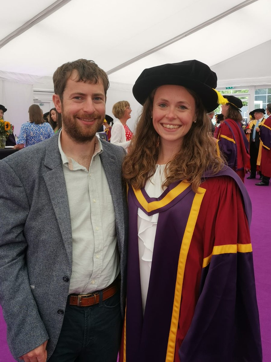 Meg_Sharps's tweet photo. On Thursday I was able to finally wear my graduation gown for my PhD. It was really nice to graduate with fellow @UoM_MRC_DTP people and I got to see @cabradybio too (photo borrowed from Chloe). @FBMH_UoM @MFH_Research https://t.co/YmhXd6DxeZ