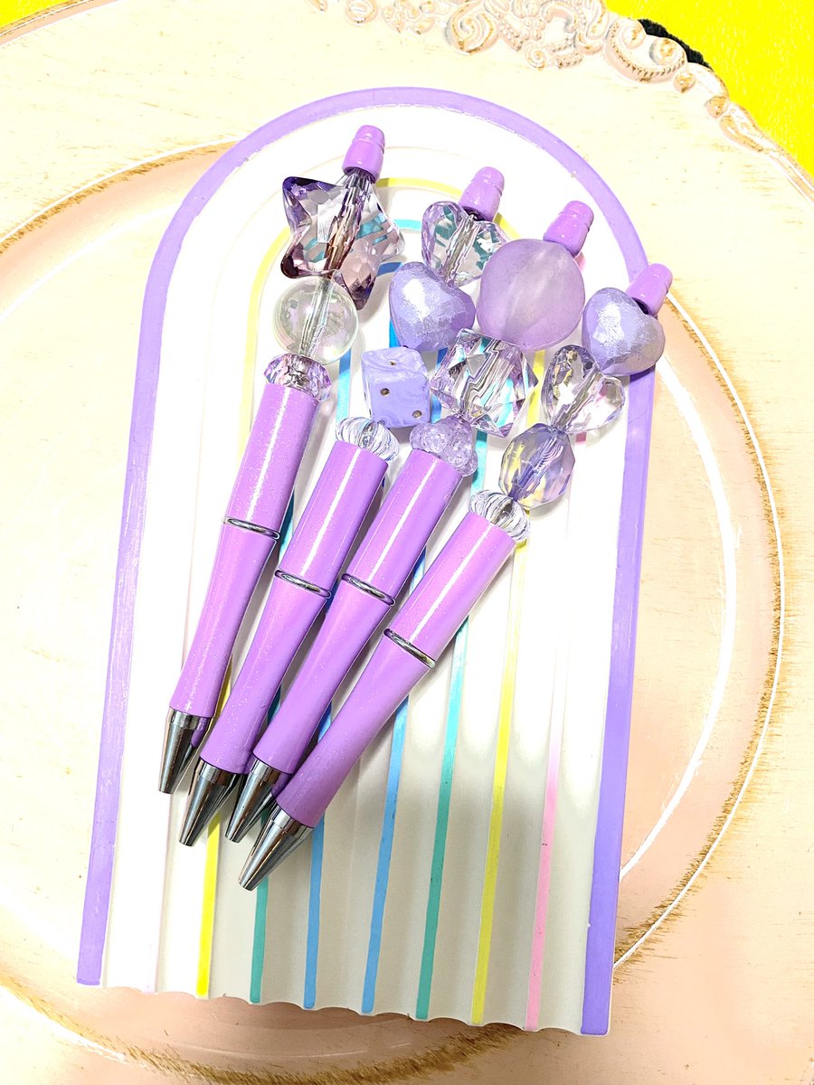 chicorange7271's tweet photo. 3連休最終日〜😍✨
すごく長い時間な気がしました💜
夫婦2人の時間もあと少しって
考えたらこんな1日もいいなぁって✨
#ハンドメイド好きさんと繋がりたい 
#オリジナルデザイン  #ハンドメイド���きな人と繋がりたい https://t.co/bDtEjGXJiP