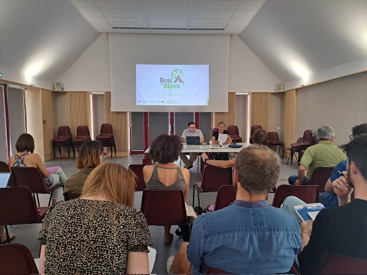 📣Le 30 juin dernier, nous nous réunissions pour l'#AssembléeGénérale de #BoisdesAlpes !
Retour sur cette journée d'échanges et de visite de l'entreprise certifiée #ChristopheMicheli.
🔎boisdesalpes.net/actualites.php…