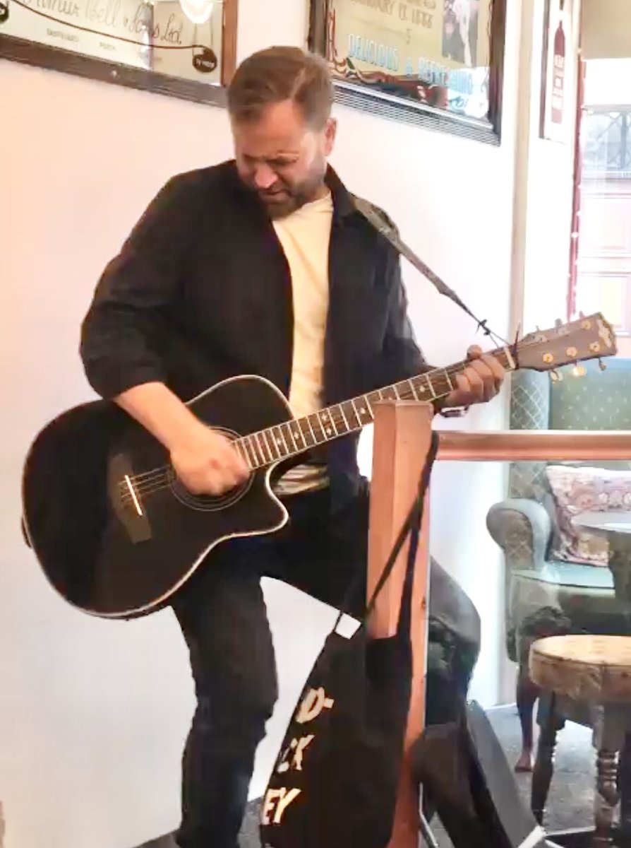 DavidPrescott's tweet photo. I ended up playing 11 gigs in 11 Hull pubs to raise money for @TheStrokeAssoc. With Gift Aid, we’ve so far raised over £1,070.
Fingers still sore but was worth it!
Thanks to everyone who donated, including £130 in cash on the day! 
Can still donate here. 
https://t.co/v0UuDvfvDs https://t.co/mLGLFne9gl
