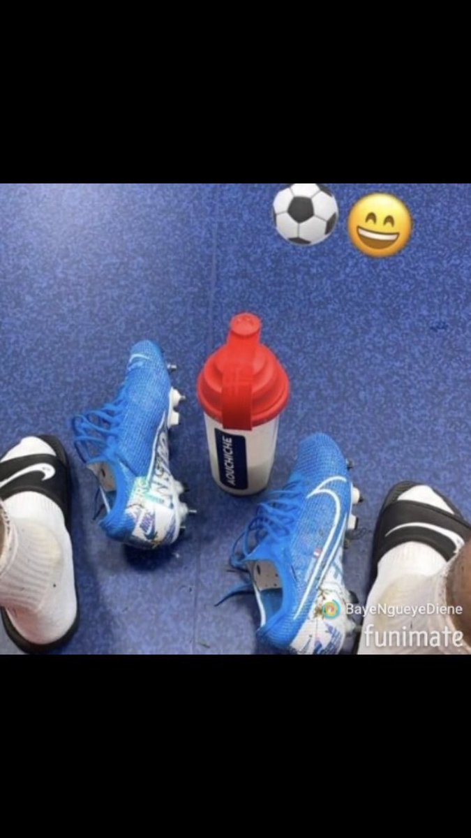 el_princito's tweet photo. Le foot c’est une vie❤️ https://t.co/osa7sAvPw9