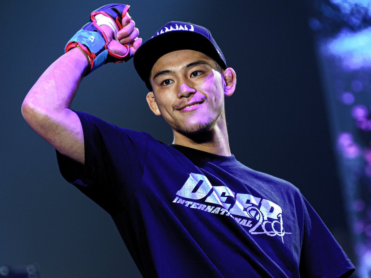 7.10 DEEP108impactのオープニングセレモニーで着たサイン入りtシャツ