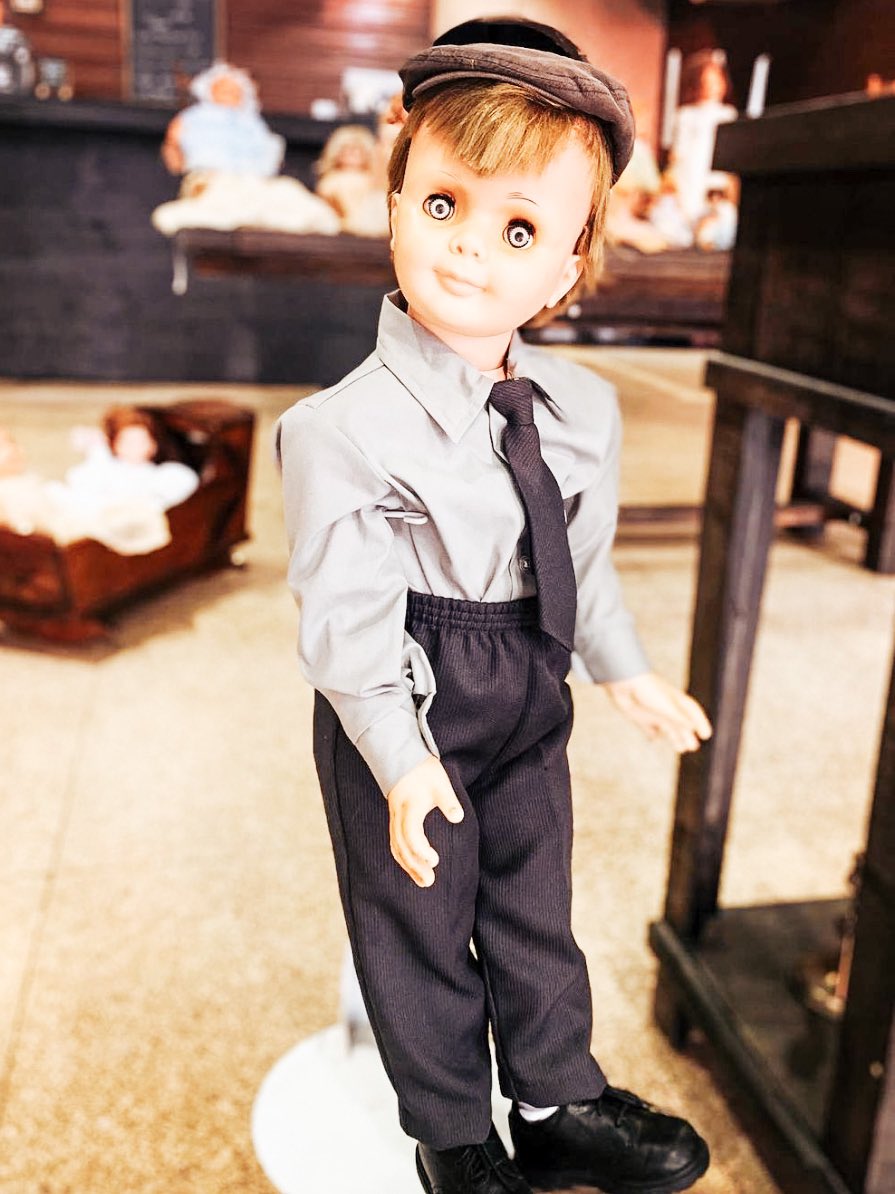 hauntedbeansco's tweet photo. have you met jasper? rumor has it, if you stare at him long enough, you might see him blink 👀👻
#hauntedbeans is located at 511 Toulouse St📍come see us and meet him, right here in the #frenchquarter ⚜️ https://t.co/vKYykPOb9Y