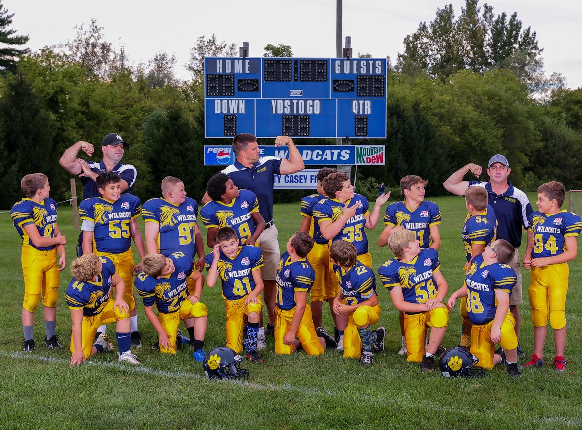 bill_asp's tweet photo. Are you tired of the same old Team &amp; Individual League Photos?  Would you like Multiple poses, mix &amp; match photos in a package, online ordering, easy process... Give me a call to discuss options! 315.569.0435 or email at BillGambinoASP@gmail.com.
Booking now for Fall sports! https://t.co/M2ugHbyjkD