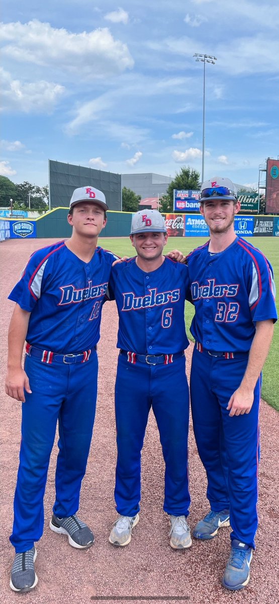 Your Nighthawks enjoying a summer in the <a href="/OVLBaseball/">Ohio Valley League</a> with the Franklin Duelers .. <a href="/reidhoward13/">Reid Howard</a> <a href="/danielwcourtney/">Daniel Courtney</a> and <a href="/JacobLassiat/">Jacob Lassiat</a> have been regular faces pitching this summer! #ItsAllAboutTheNG #summerhawks⚾️