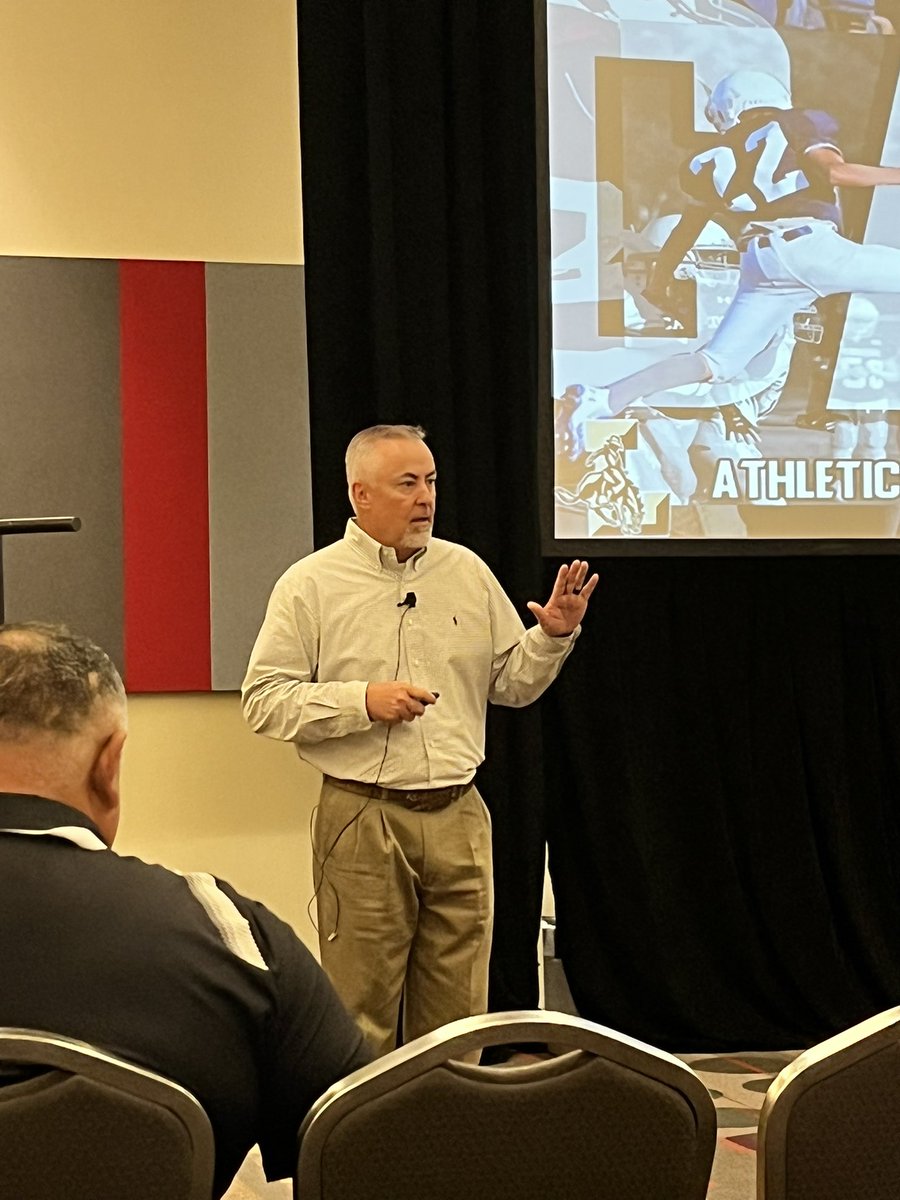 Lubbock ISD Campus Coordinator at Cavazos MS Kevin Hodges. <a href="/THSCAcoaches/">THSCA</a> Coach Hodges is dedicated to Middle School athletics. #FAAB