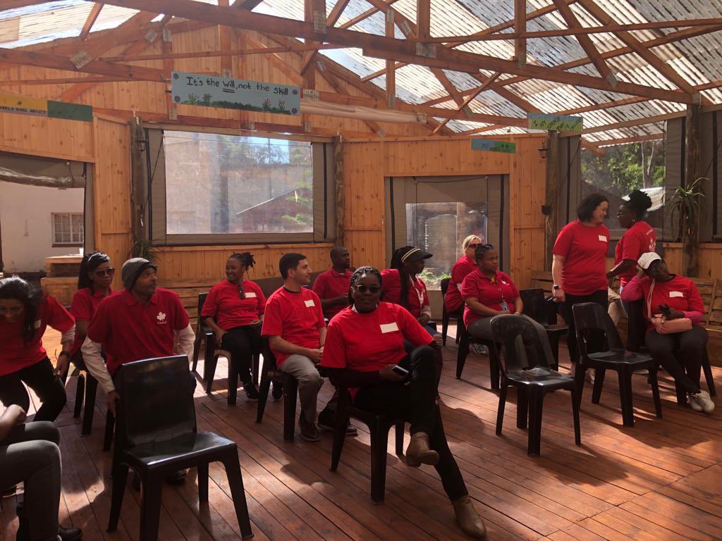 CanHCZA's tweet photo. Nelson Mandela received honorary Canadian Citizenship in 2001. In commemoration of the Nelson Mandela International Day, staff of the High Commission of Canada spent #67minutes working in Reliable House garden- a safe haven for homeless men who are recovering from substance abuse https://t.co/u35IflitKW