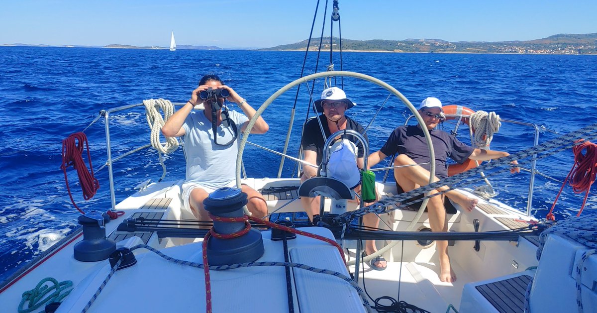 Anasailing's tweet photo. Still 👁️ for the ideal way to spend vacation? Try sailing! Last minute promotion for Basics of sailing and Advanced sailing starting at July 23rd. https://t.co/PfasKkOhOA https://t.co/Kk6sxUH0yV