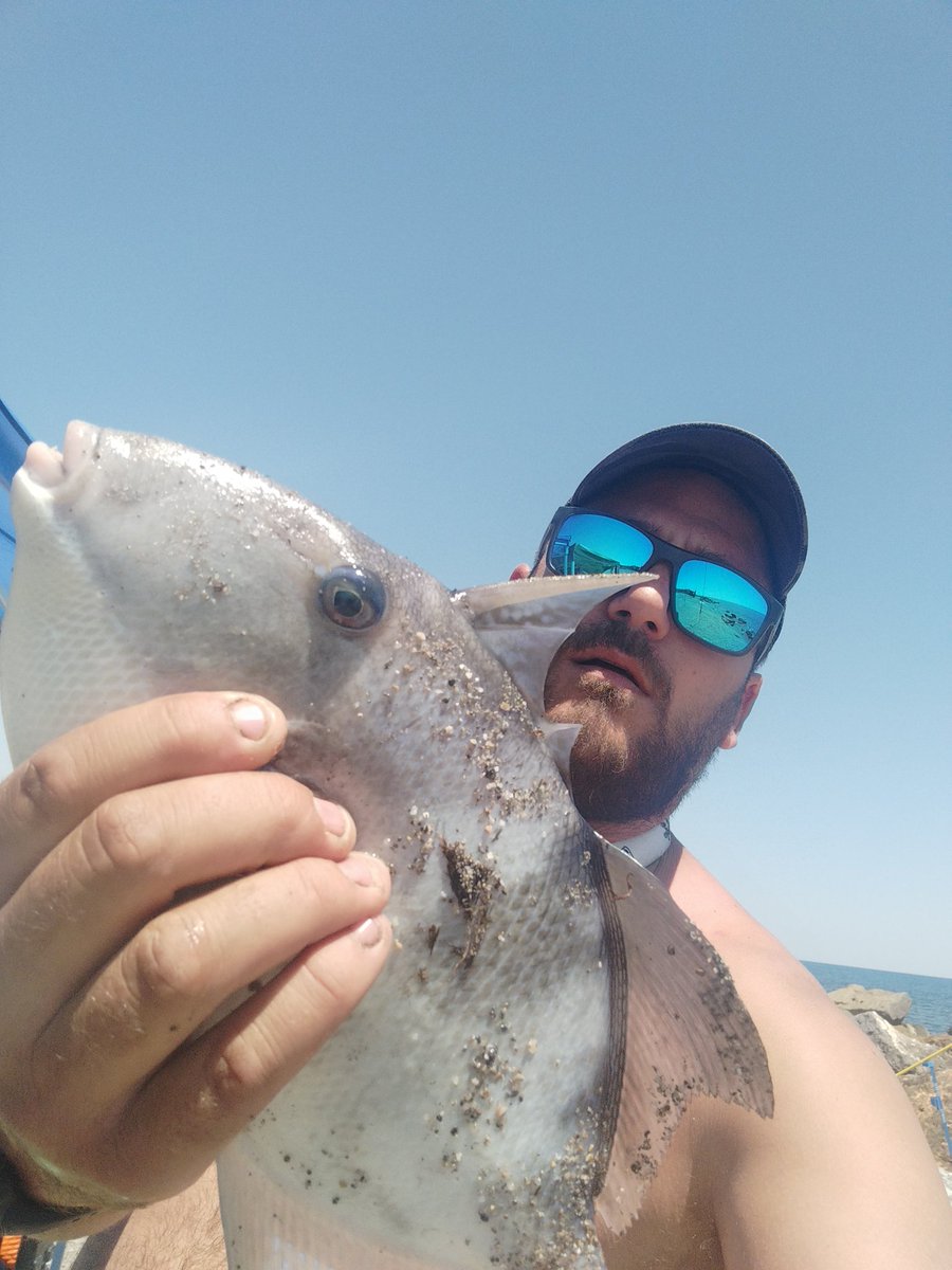 ffjavier1983's tweet photo. Seguimos.... @GranadinosDeSurfcasting @pesca @surfcasting @SurfacastinEspaña https://t.co/GjfzFeo0tp