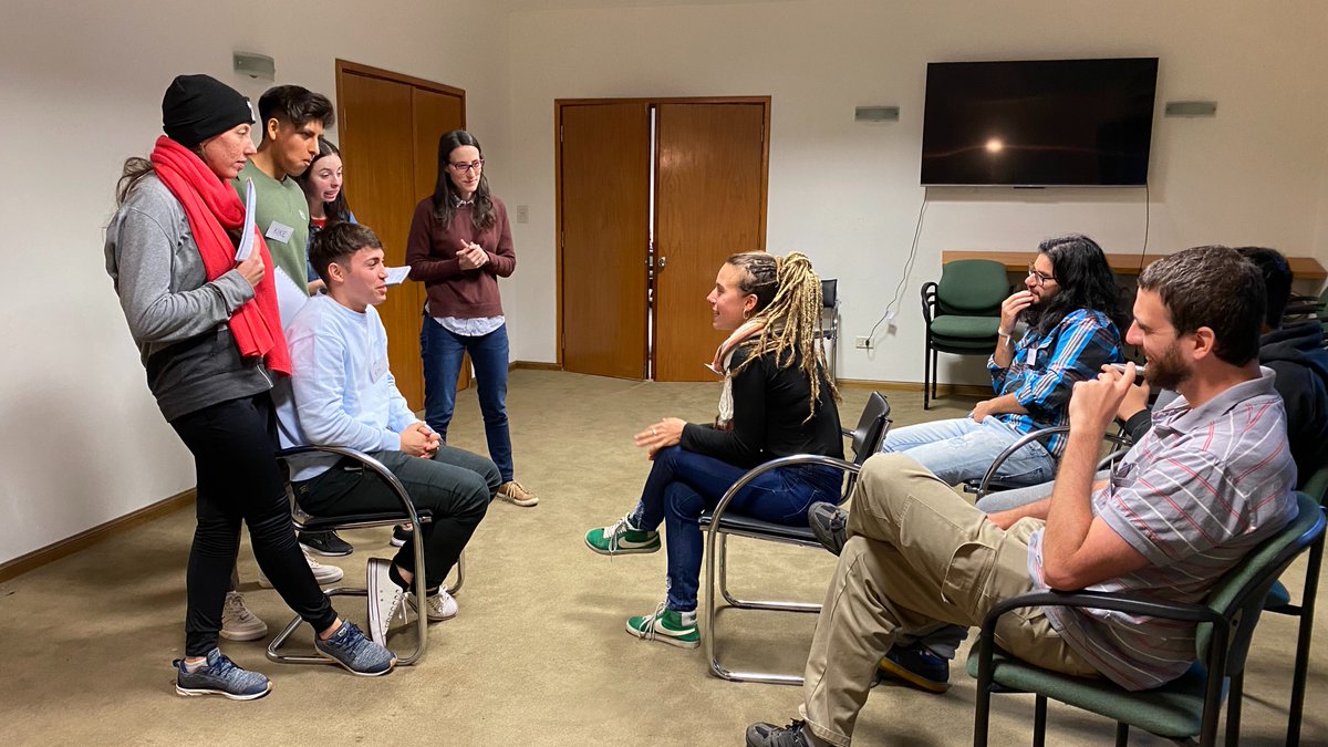 CienciaSantaFe's tweet photo. #Entramate | ¡Culminamos con la primera etapa! 📣
���� Durante 9 encuentros, trabajamos en la formación de ciertas habilidades “blandas” para las instancias que siguen.
🔹Liderazgo
🔹Modelos Mentales
🔹Comunicaciones Productivas
🔹Trabajo en equipo
🔹Innovación y Creatividad https://t.co/8Wm4nkwUSL