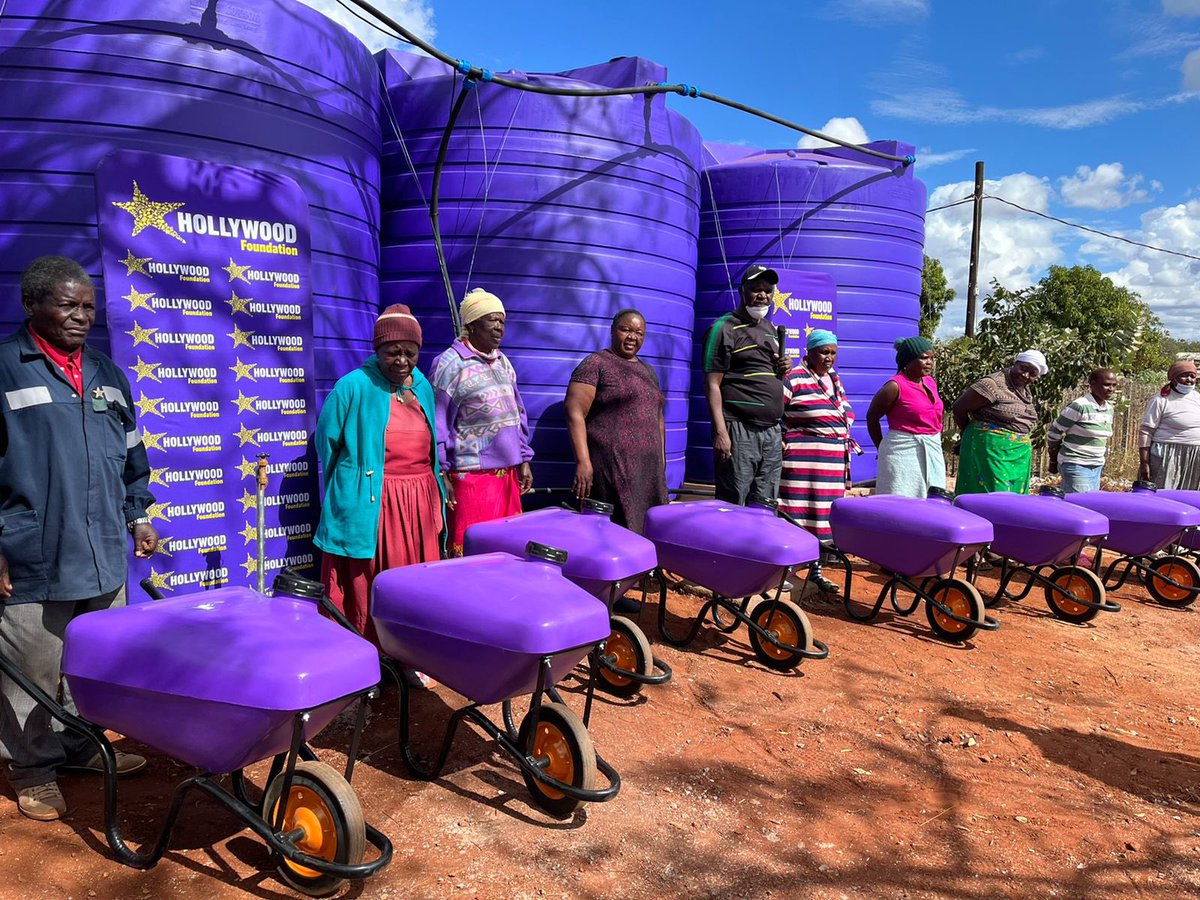 We travelled across Mzansi for Nelson Mandela Day! The Hollywood Foundation Team was proud to assist Renaissance Secondary School in Musina, Limpopo, with water barrows, jojo tanks and a borehole.  Take a look at some of the behind-the-scenes emotions💜✌🏾