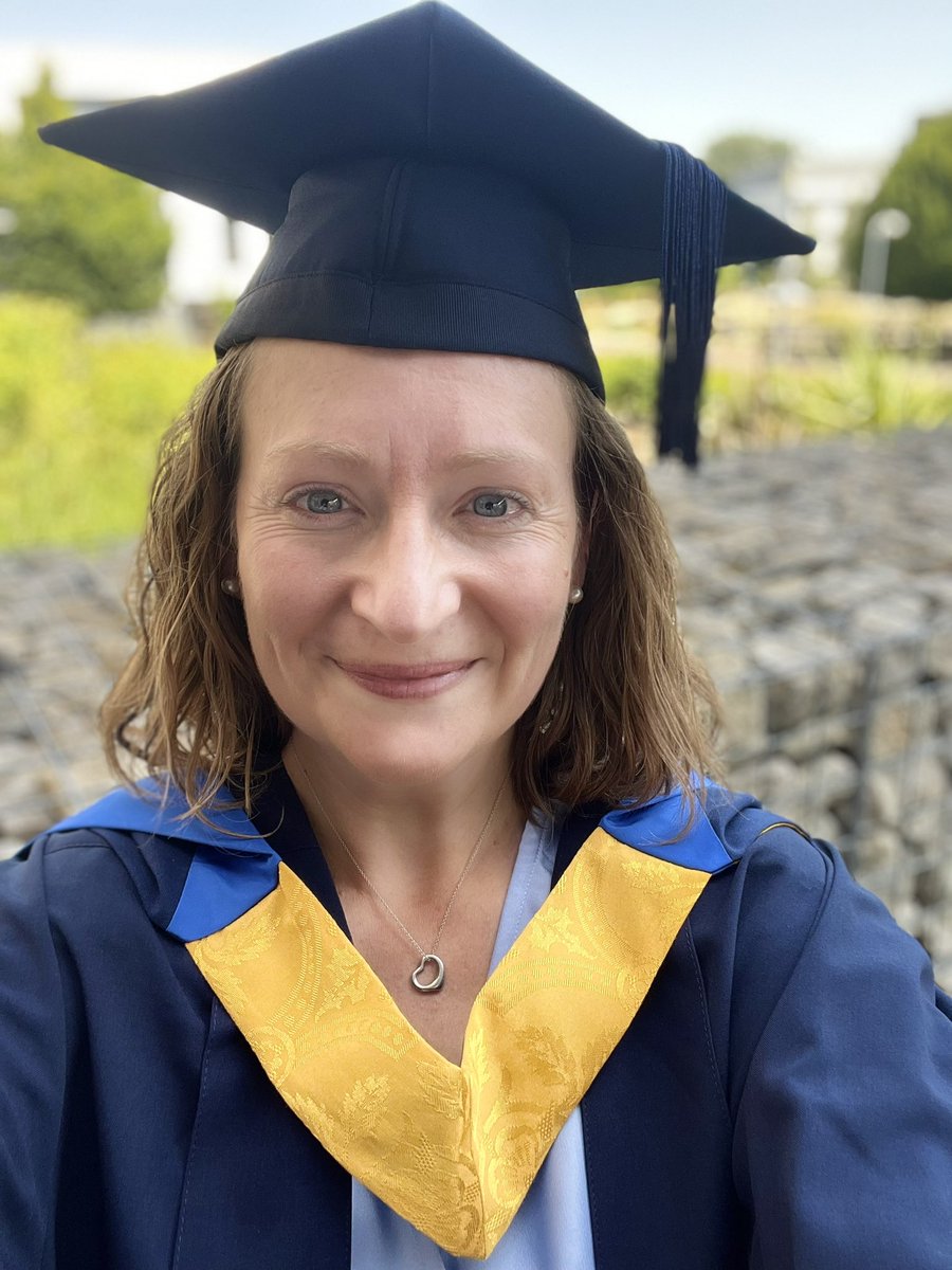 Aimeeyarrington's tweet photo. It’s a bit warm for this get up today 👩🏼🎓🥂🍾🥳 #aru #MScdone https://t.co/HHaiOd0Ltw