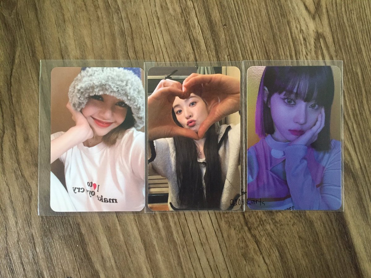 0204karts's tweet photo. 💌 . . .    @LalisaLovesMee  || #for0204 

       𓏳 my first sm artist pcs aaaa . lisa irene and winter came home safely ! thank you very much for packing it very well ! 
   
#LLMProofs https://t.co/8BnDJrJsoD