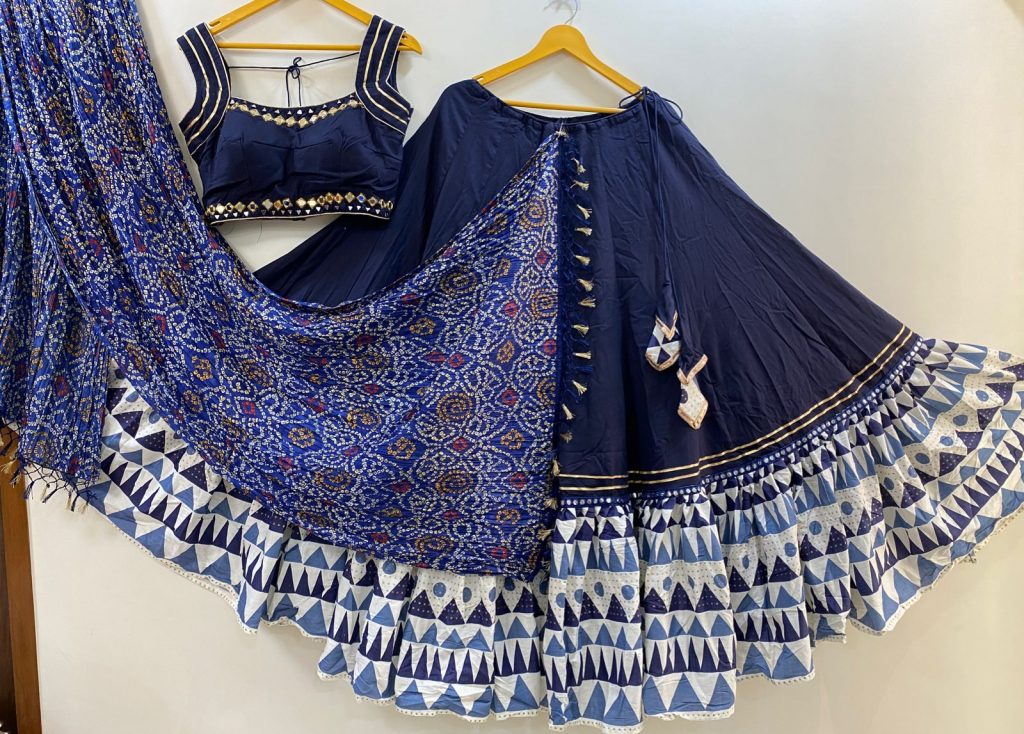 Hetcreations's tweet photo. New post (#DESIGNERCHANIYACHOLI #BIGFLAIR #CHANIYACHOLI #TRADITIONAL #MEERASLEHENGA #LEHENGA #LEHENGHA ,FOR SINGLE OR FULL CATALOG ORDER , WHATS UP OR CALL US ON 7048255747) has been published on Het Creation - https://t.co/Or9RYaxkyT https://t.co/j9xouWOVFq