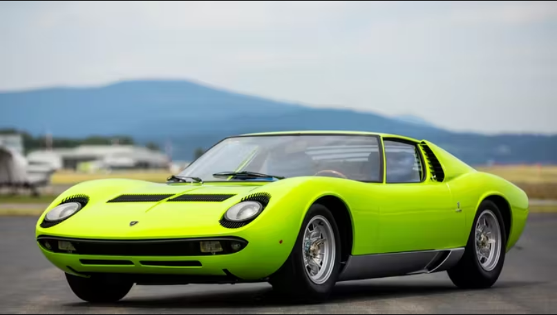 AutosReign's tweet photo. Lamborghini Miura 1966 
#car #Speed #classic #vintage #Lamborghini #Miura https://t.co/Q665RaFIsY