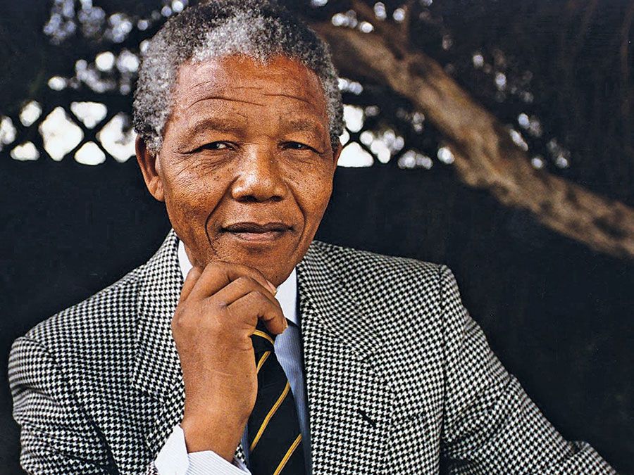FBU_BEMM's tweet photo. Mandela lead the resistance to South Africas policy of apartheid, during which he was incarcerated 1964–82. He won the Nobel Peace Prize in 1993 for having led the transition to a multiracial democracy. Mandela was also the first black president of South Africa. #NelsonMandelaDay https://t.co/yKQORyFieJ