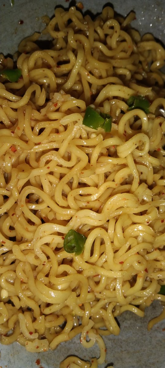 Jeayi_'s tweet photo. Indomie pake cabe rawit ❤️🌋
#indomie https://t.co/Culjar5s33