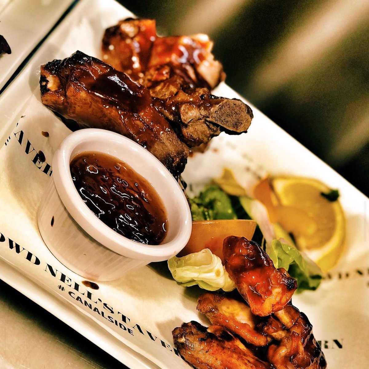 OwdNellsTavern tweet picture