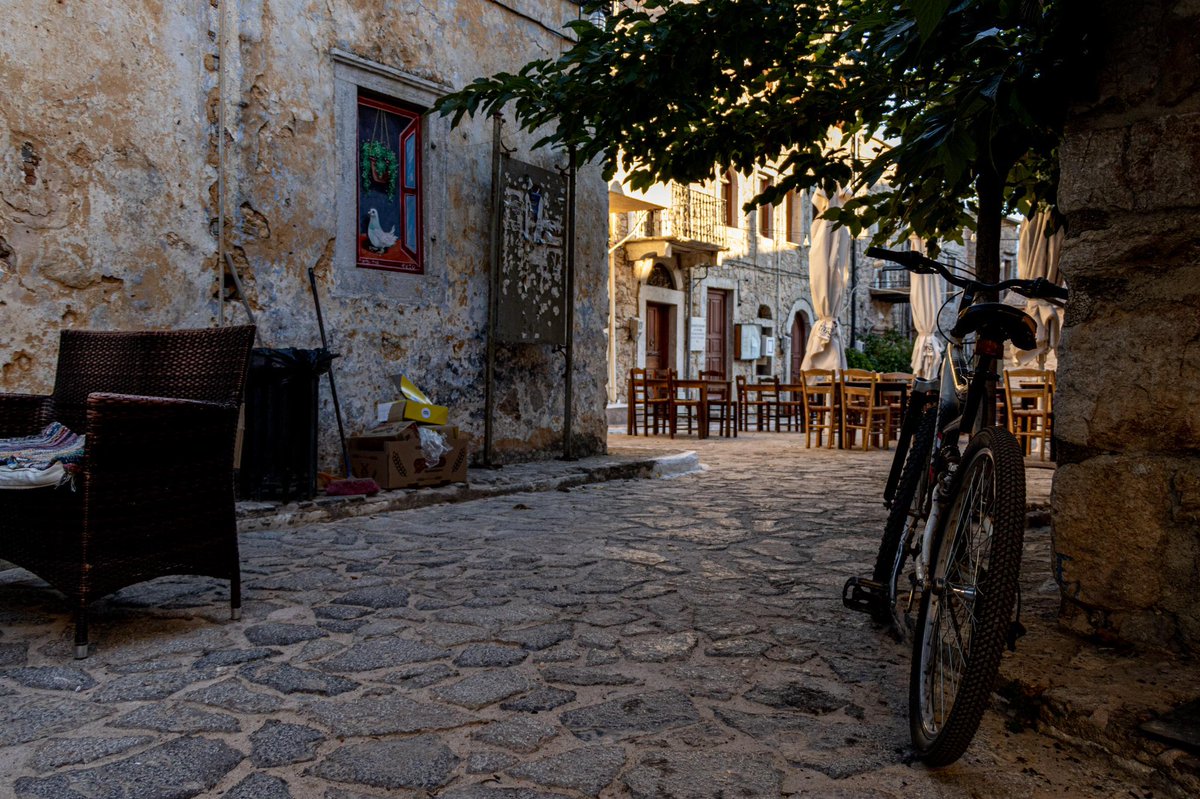 steventagle's tweet image. My new home in the fortified medieval village of #Olympoi in #Mastichochoria, one of 24 villages in southern #Chios where #mastic is traditionally produced. #chiosisland #chiosgreece #mastiha