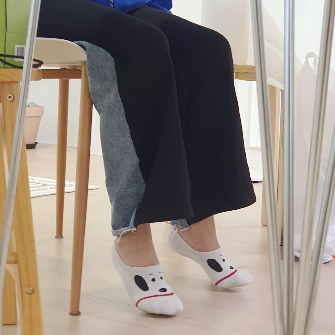 [#휘인더블랭크비하인드]
정배우..🫢 드라마 촬영장이야 뭐야..