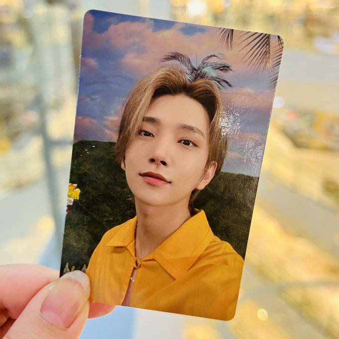 shujithinker's tweet photo. joshua pineapple pc🍍 https://t.co/Eg5kMSpAdK
