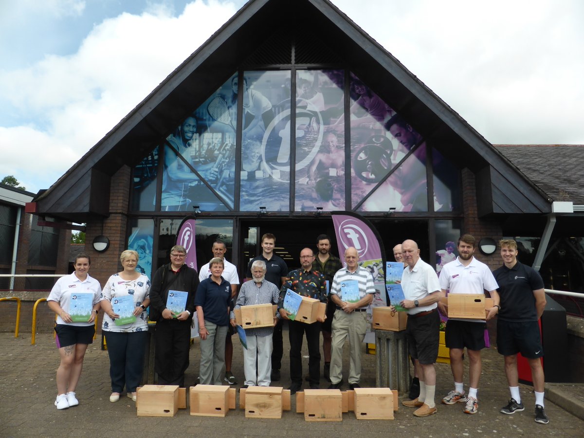WTSWWBrecknock's tweet photo. Great news for swifts!  
Brecon Men's Shed handed over 9 swift boxes made from wood supplied by #GreenconnectionsPowys to Brecon Leisure Centre.  It is hoped that a new colony will get established here. 
It is great to connect groups to benefit wildlife. #TeamWilder @WTSWW https://t.co/on1alqo8Kk