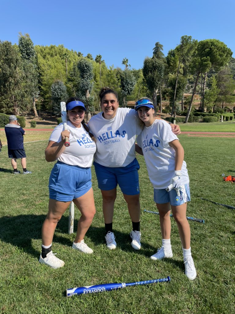 hellassoftball's tweet photo. First Day of Practice ✅ https://t.co/sbqYsJszpz